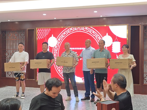Fujian Taian Lamination Film Co.,Ltd. இலையுதிர்காலத்தின் நடுப்பகுதி திருவிழா மீண்டும் ஒன்றிணைக்கும் விருந்து, ஒரு புதிய பயணம்.